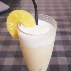 A picture of Healthy pina colada.