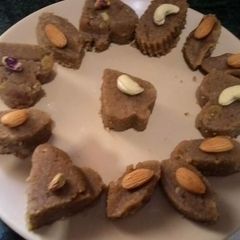 A picture of Jaggery Singhara atta burfi.