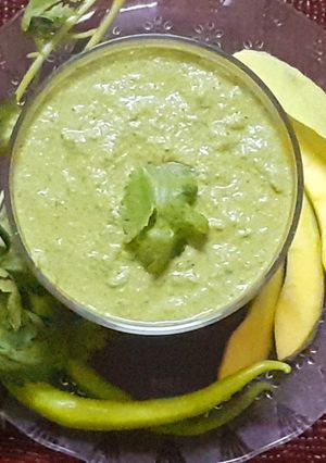 A picture of Coriander mint peanut and mango chutney.
