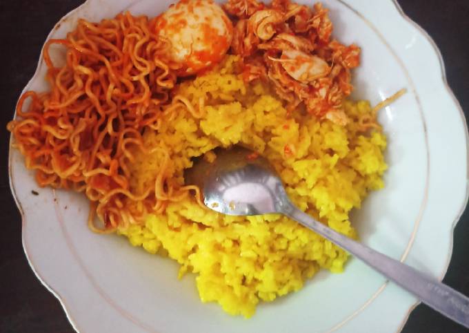 Nasi Kuning Banjar