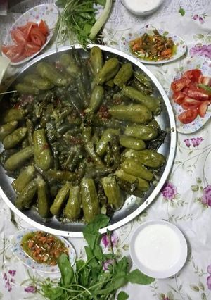 صورة لوصفة محشي ورق عنب مع كوسى