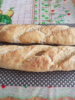 Una foto de Pan baguette