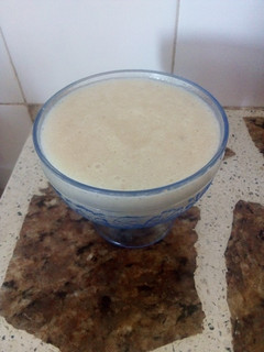 Una foto de Batido de leche de coco y Banana