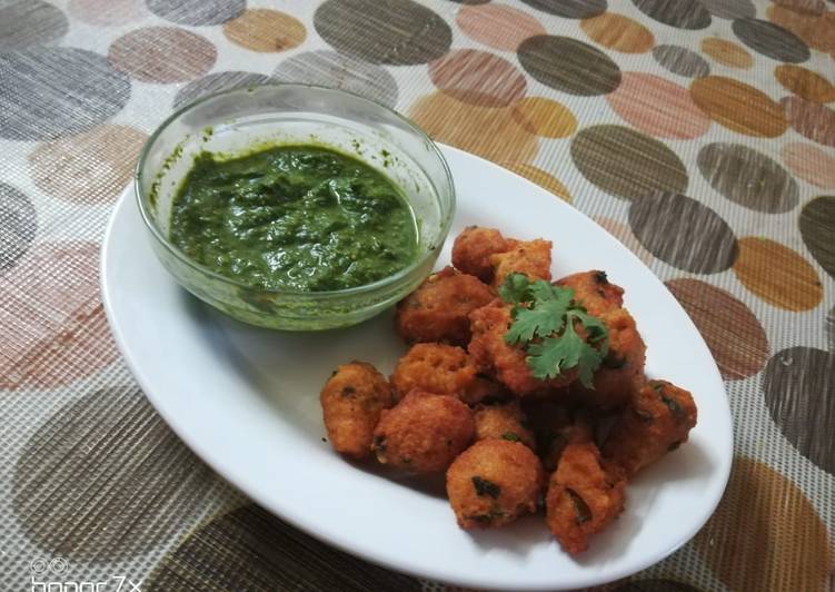 Step-by-Step Guide to Make Super Quick Homemade Moth ke mogar ke dal ke pakode