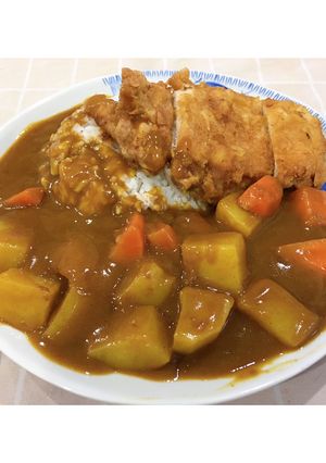 รูปของ ข้าวแกงกะหรี่หมูทอด