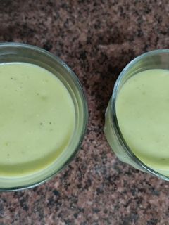 એવોકાડો નો મિલ્ક શેક (Avacado Milk Shake Recipe In Gujarati) રેસીપી મુખ્ય ફોટો
