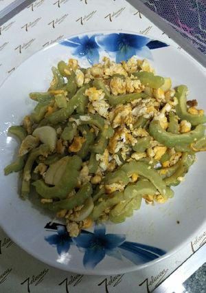 山苦瓜炒蛋 的食譜成品照片