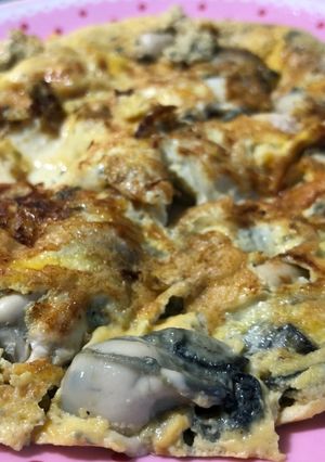 A picture of Oyster Omelet.