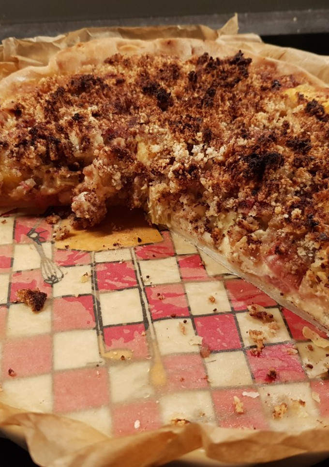 Una foto de Tarta rhubarbe y plátano