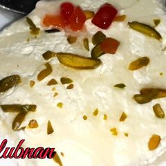 A picture of Layali lubnan.