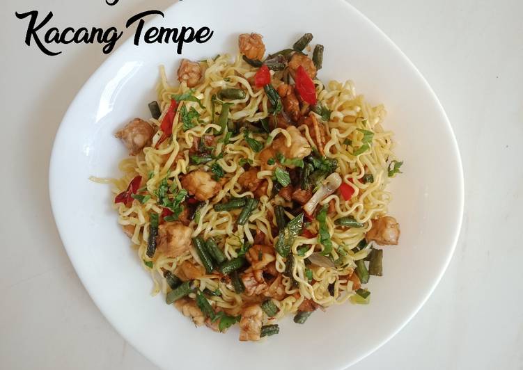 Bagaimana Menyiapkan Mie Goreng Kacang Tempe, Enak