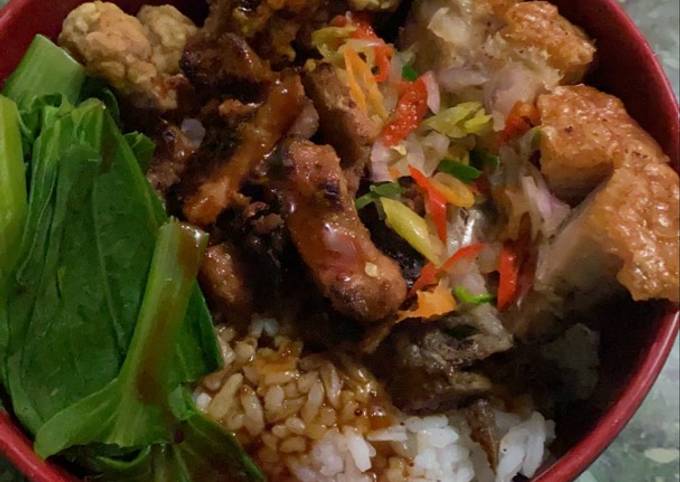 Rice bowl samcam sambel matah