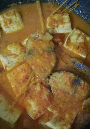 Foto resep Ikan Tongkol dan Tahu Bumbu Kuning Pedas