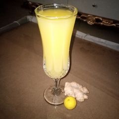 A picture of Ginger juice with pineapple.