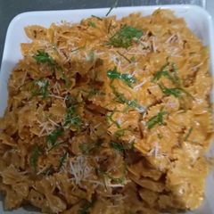 A picture of Gigi hadid spice pasta.