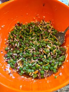 A picture of Pea Salad.