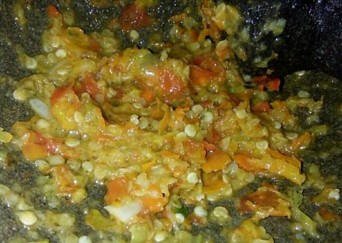 Standar Resep praktis bikin Sambal Bawang + Tempe Telur dadar (Masak cepat)  nagih banget