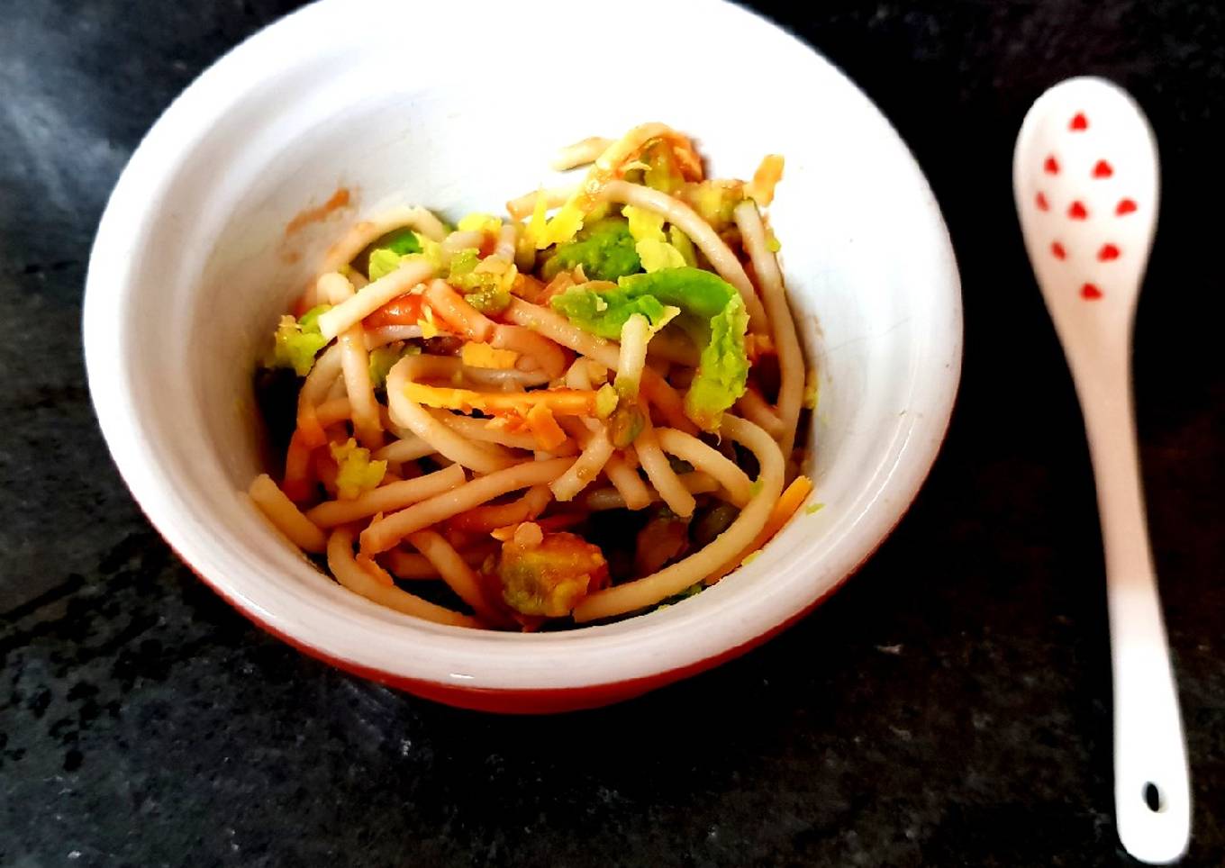 My Baby led weaning Recipe, Spaghetti, Avocado & Tomato