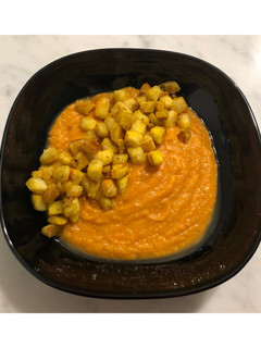Foto di Purea di zucca e ceci con pane croccante speziato 🥫🎃