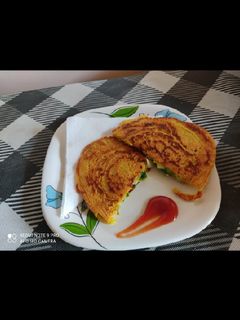 बेसन का स्टफ्ड चीला (besan ka stuffed cheela recipe in Hindi) रेसिपी मुख्य फोटो