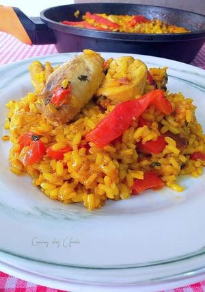 Una foto de Arroz con pollo al curry japonés y especias nobles Alexis Urrutia