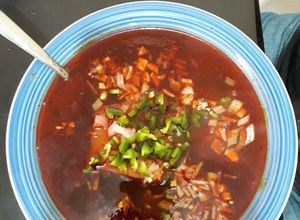 Una foto de Caldo de espinazo