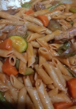 A picture of Pasta Chicken Veggies.