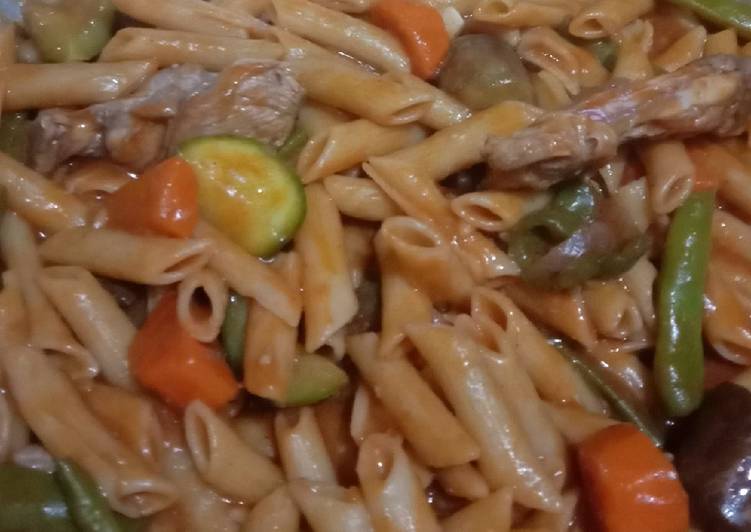 Step-by-Step Guide to Prepare Speedy Pasta Chicken Veggies