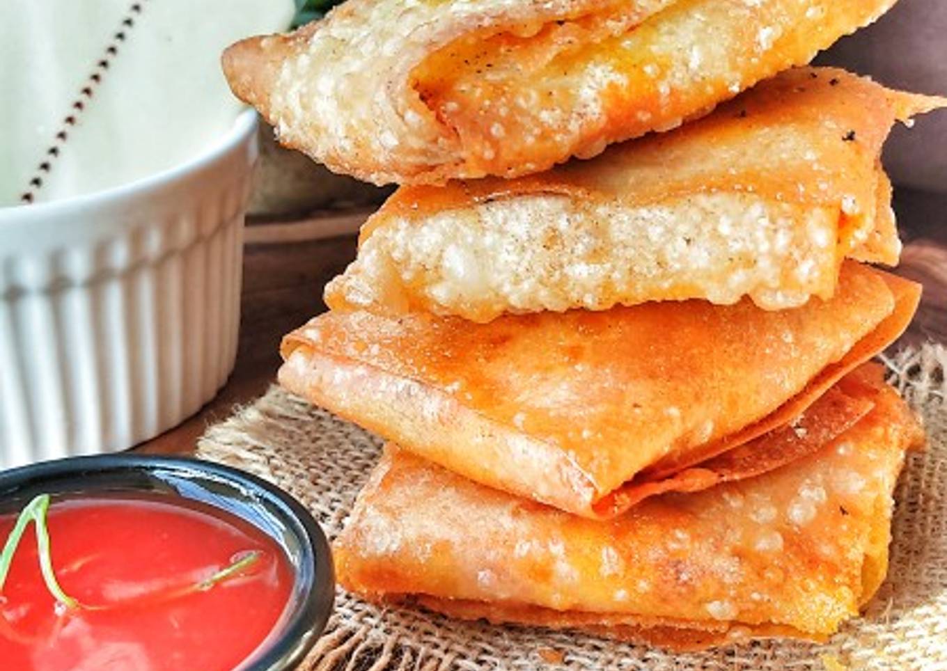 Cheezy pizza patties