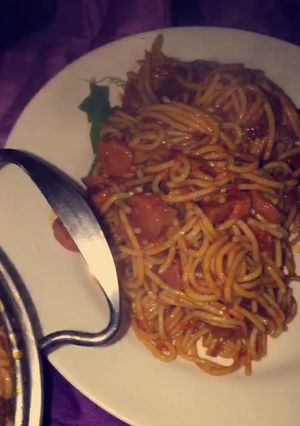 A picture of Jollof spaghetti.