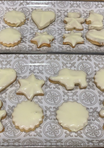 Una foto de Galletas de almendra con chocolate blanco