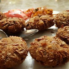 A picture of Papad kabab.
