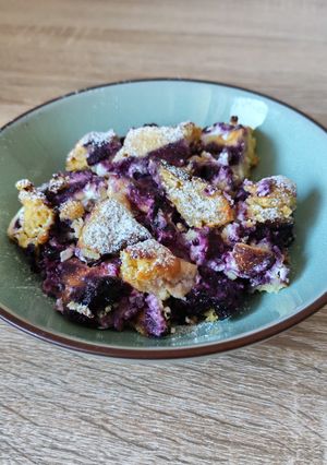 Áfonyás rakott császármorzsa (szénhidrát csökkentett) recept fotója