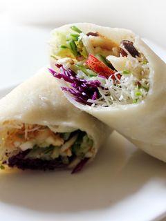 【厚生廚房】鮮蔬果香潤餅 的食譜成品照片