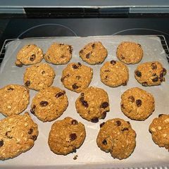 A picture of Chewy Oatmeal Raisin Biscuits.