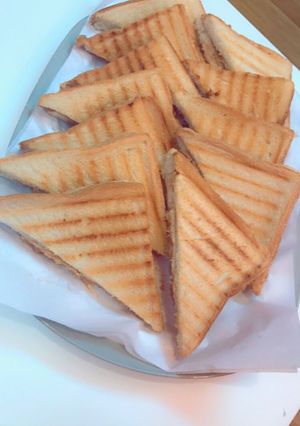 صورة لوصفة مثلثات التوست🥪