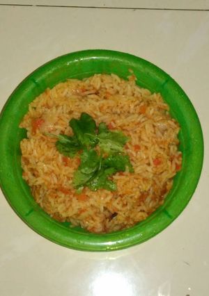 A picture of Tomato pulao.