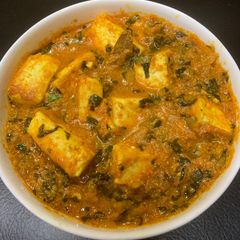 A picture of Methi Paneer.