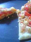 Pizza teflon toping telor & baso salmon