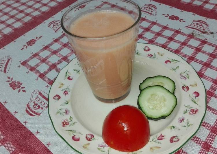 Gazpacho andaluz. Receta tradicional