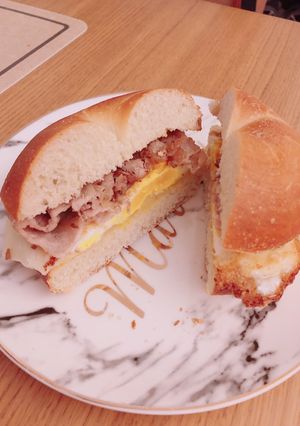 五花肉起司貝果 的食譜成品照片