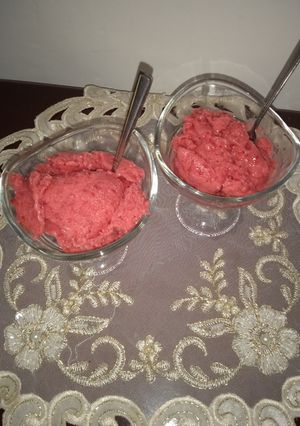 صورة لوصفة ايس كريم فراولة🍓