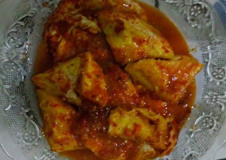 BALADO TELOR VS TAHU pedas segeer