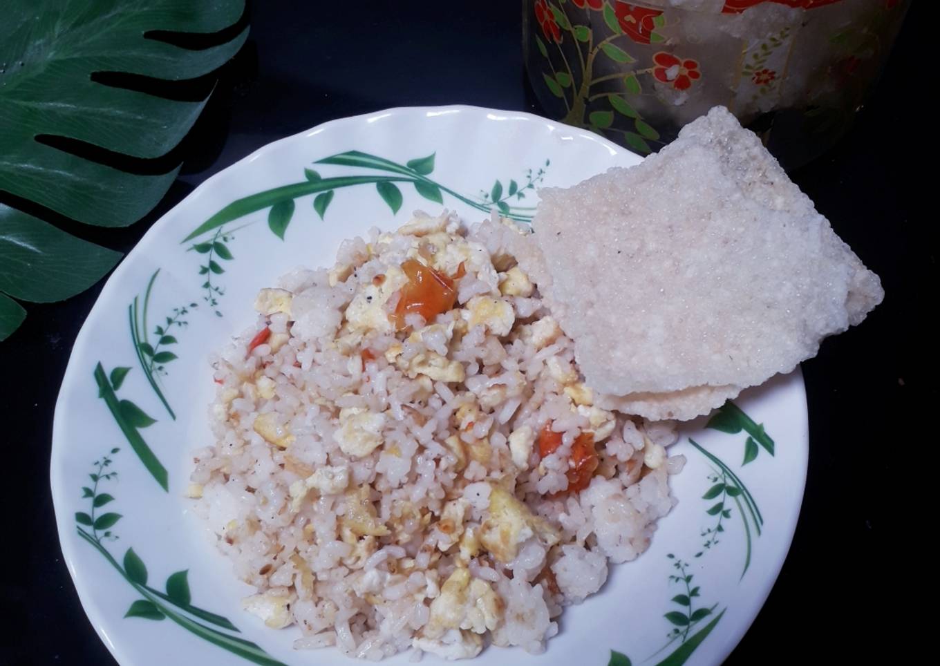 Nasi goreng telur sedikit minyak