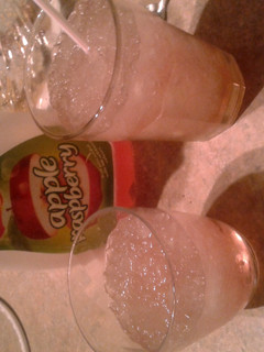 A picture of Apple Raspberry slushie.
