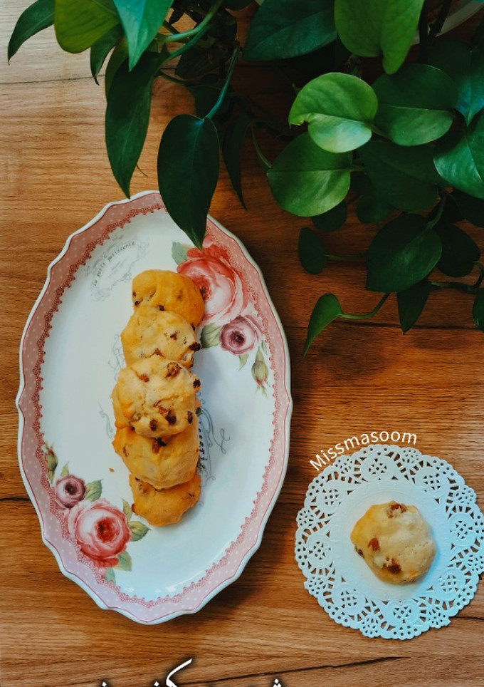 عکسی از دستور شیرینی کشمشی