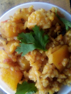 A picture of Potato fried rice.