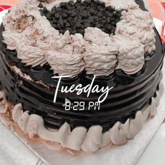 A picture of Beautiful chocolate cake 🎂✨.