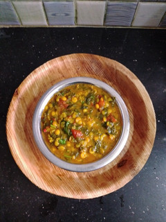 *முப்பருப்பு, முருங்கை கீரை சாம்பார்*(murungaikeerai sambar recipe in tamil) செய்முறை முக்கிய புகைப்படம்