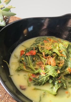 Foto resep Sayur daun labu kuah kuning